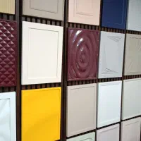 تعدادی رنگکار چوب درب و نما کابینت نیازمندیم