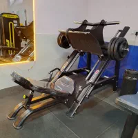 باشگاه بدنسازی جاروکش