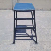 چهارپایه با نبشی ۳صفحه گالوانیزه زدِ زنگ