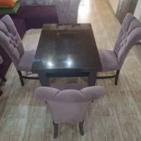 میز ناهارخوری ۴ نفره با صندلی