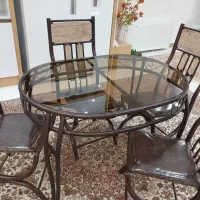 میز و صندلی