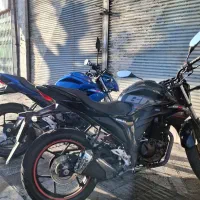 ۲دستگاه موتور suzuki GSX 155 ابی و مشکی خاص