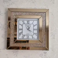 ساعت دیواری طرح نگین