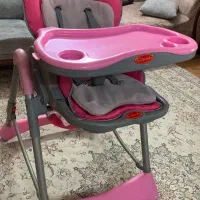 کالسکه و صندلی غذای کودک