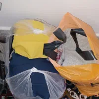 تعدادی لباس