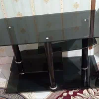 میزنی وی و میز تحریر