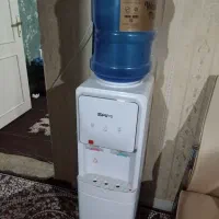 آب سردکن و آب گرم کم