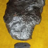 فروش شهاب سنگ مریخ اصل