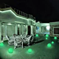 گوی شب تاب ،دکوراسیون مدرن