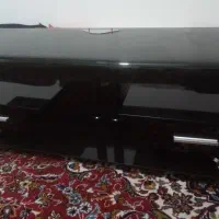 لوستر ومیز تلویزیون