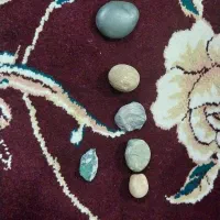 سنگ شناس پیام  بده فروشی هستند