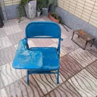صندلی فلزی تاشو دسته دار