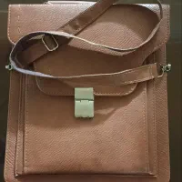 کیف اداری رنگ شتری