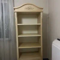 کتابخانه و ویترین