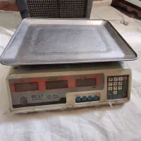ترازو دیجیتال وتابلو روان