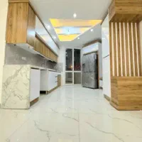 آپارتمان // 103متری // تک واحدی با اسانسور