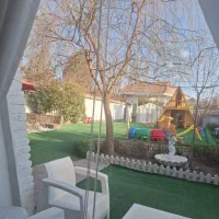 نگهبان شیفت صبح خانه بازی