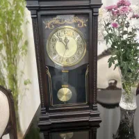 ساعت دیواری