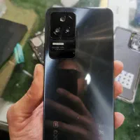 poco f4