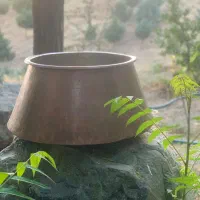 دیگ مسی قدیمی