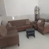 مبل ۷ نفره وعسلی وساعت طرح برنزه