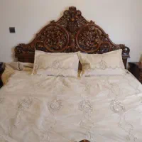 رو تختی در حد نو، کاملا سالم