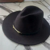 کلاه مشکی