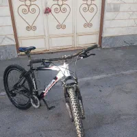فروش یک دستگاه دوچرخه