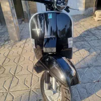 وسپا ۲۰۰ ایتالیا رنگ مشکی متالیک