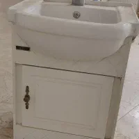 روشویی کابین دار برندtoti