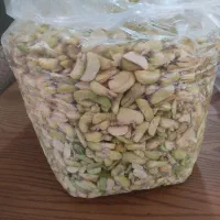 باقالی تازه و نخود فرنگی درهم