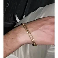 دستبند طلا گم شده