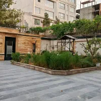 ویلایی 250 متری/ اوایل امامت/ رو به روی پارک