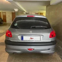 پژو ۲۰۶