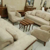 کارگر و فروشنده مبلمان