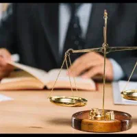 وکیل دادگستری