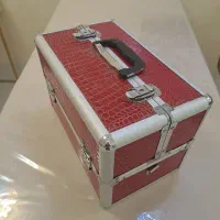 چمدان میک آپ و آرایشی