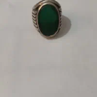 انگشتر نگین یشم