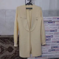 تعدادی مانتو سایز ۳۸ ۴۰ ۴۲