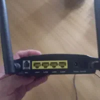 مودم adsl(به تلفن ثابت وصل میشه)دو انتن،چهارکانال