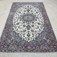 فرش ذرع و نیم گل‌ابریشم اردکان آکبند