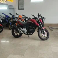 پیشتاز 200