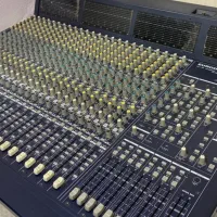 میکسر بهرینگر mx9000 در حد نو