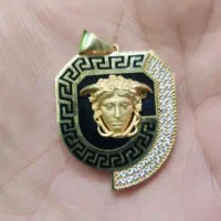 پلاک ورساچه