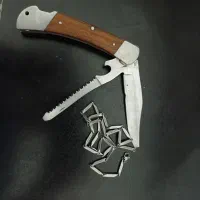 چاقو با گردن بند