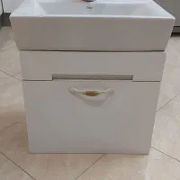 رو شویی جم و جور تمیز و سالم در حد نو