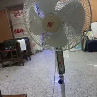 پنکه ایستاده