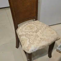 صندلی چوبی
