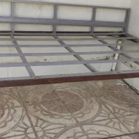 میز آهنی  محکم