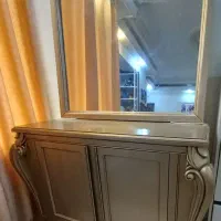 آینه و کنسول شیک